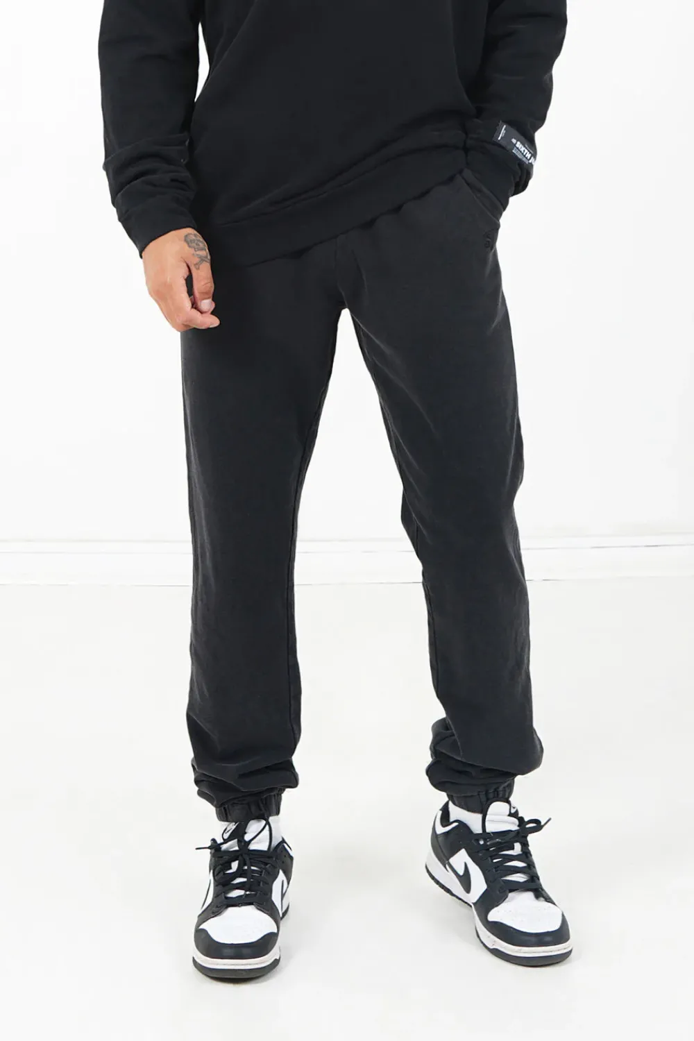 Homme Sixth June Pantalons | Jogging Initiales Delave Noir