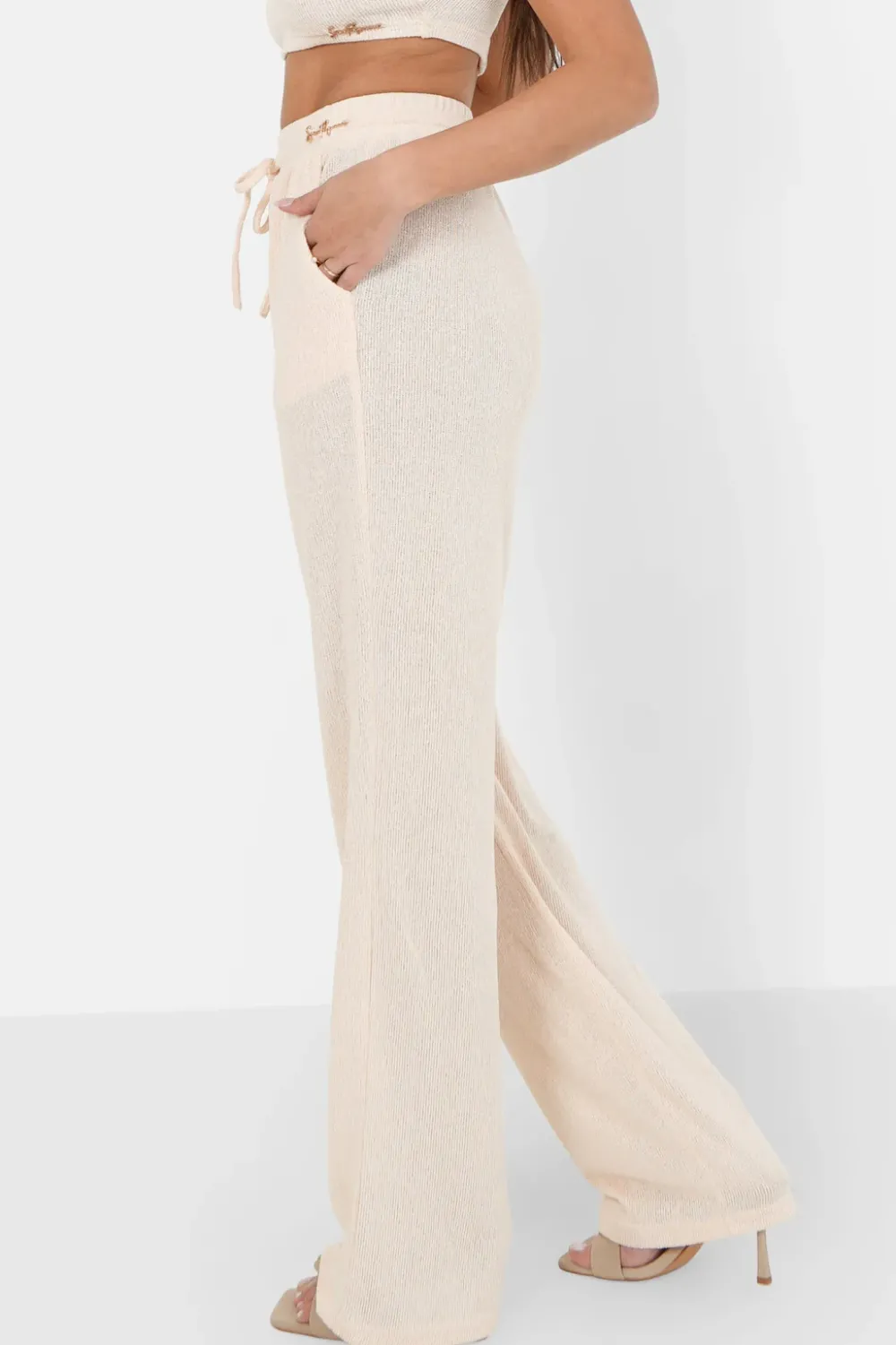 pantalon_bijou_fluide_beige_3.webp Femme Sixth June Pantalons | Pantalon Bijou Fluide Beige