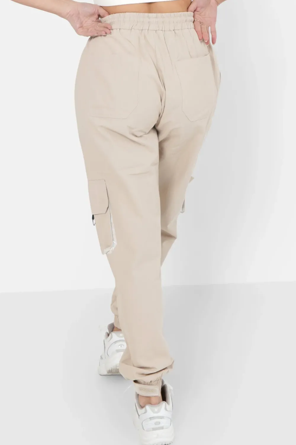 pantalon_cargo_logo_large_beige_4.webp Femme Sixth June Pantalons | Pantalon Cargo Logo Large Beige