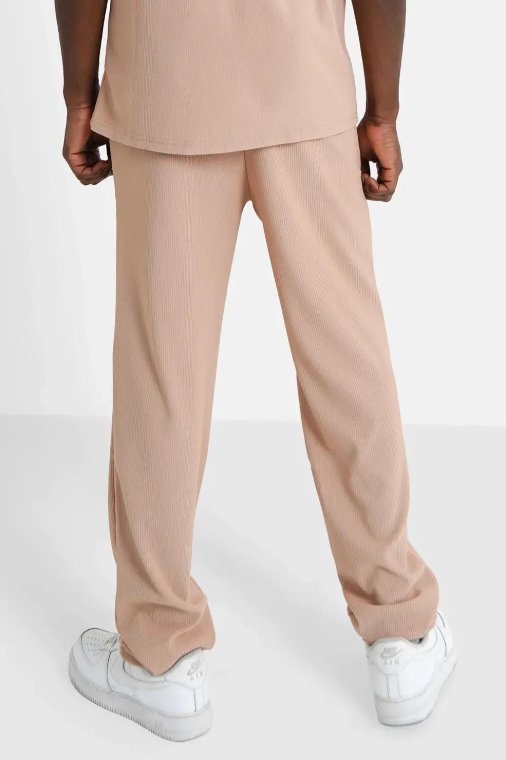 pantalon_plisse_regular_beige_4.webp Homme Sixth June Pantalons | Pantalon Plisse Regular Beige
