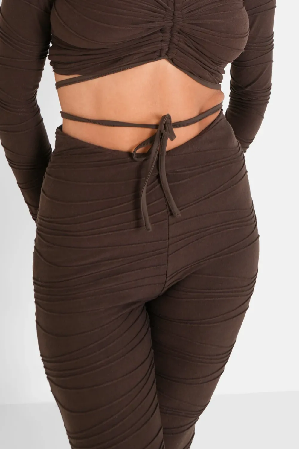 pantalon_texture_evase_marron_fonce_2.webp Femme Sixth June Pantalons | Pantalon Texture Evase Marron Fonce