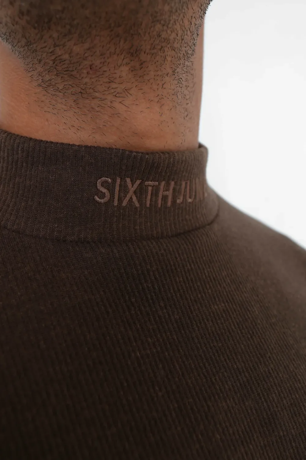 pull_maille_logo_brode_marron_2.webp Homme Sixth June Sweats | Pull Maille Logo Brode Marron