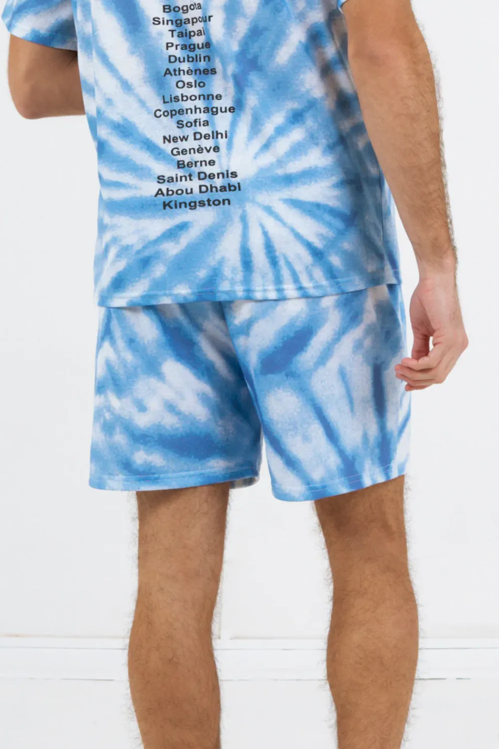 short_tie_dye_logo_bleu_4.webp Homme Sixth June Shorts | Short Tie Dye Logo Bleu