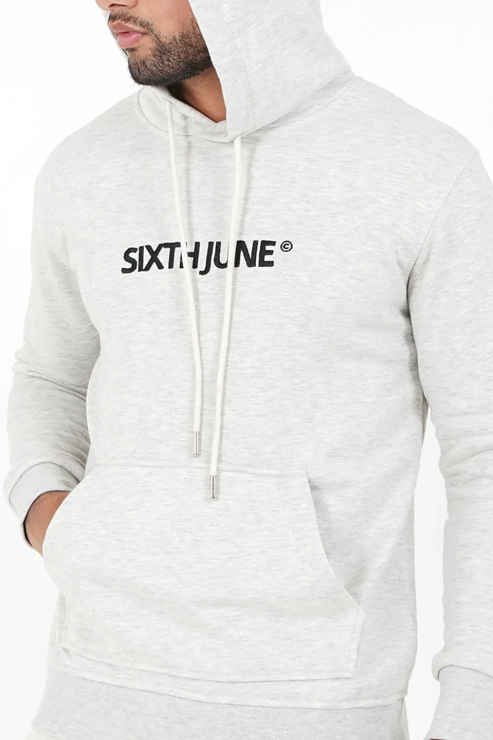 sweatshirt_capuche_logo_brode_gris_clair_2.webp Homme Sixth June Sweats | Sweatshirt Capuche Logo Brode Gris Clair