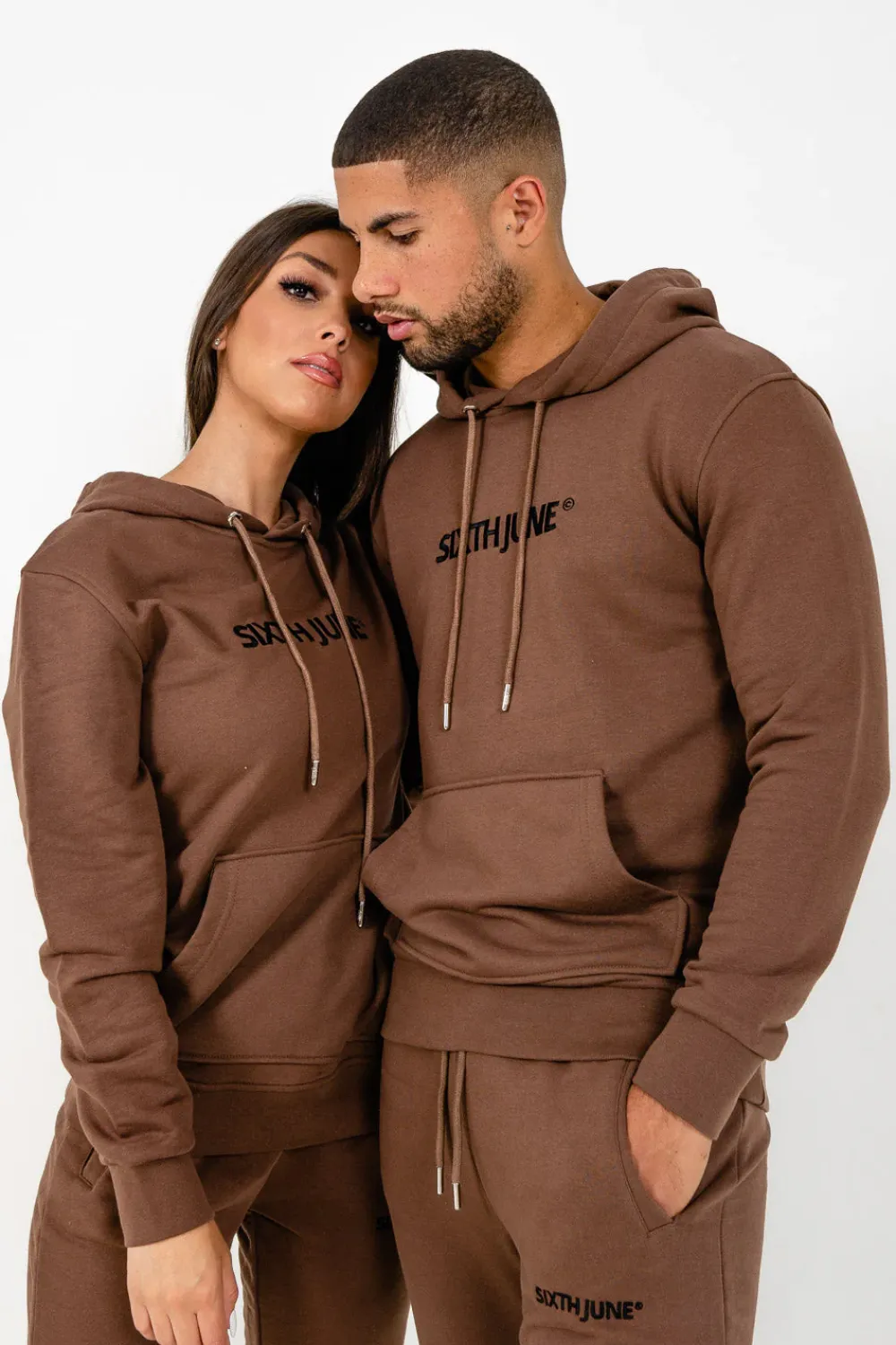 sweatshirt_capuche_logo_brode_marron_6.webp Homme Sixth June Sweats | Sweatshirt Capuche Logo Brode Marron