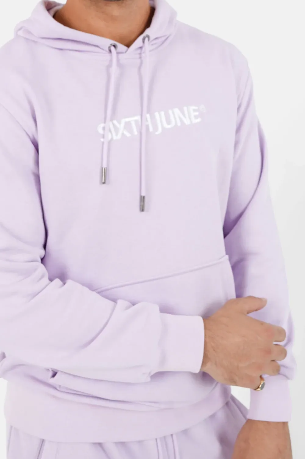 sweatshirt_capuche_logo_brode_violet_clair_2.webp Homme Sixth June Sweats | Sweatshirt Capuche Logo Brode Violet Clair