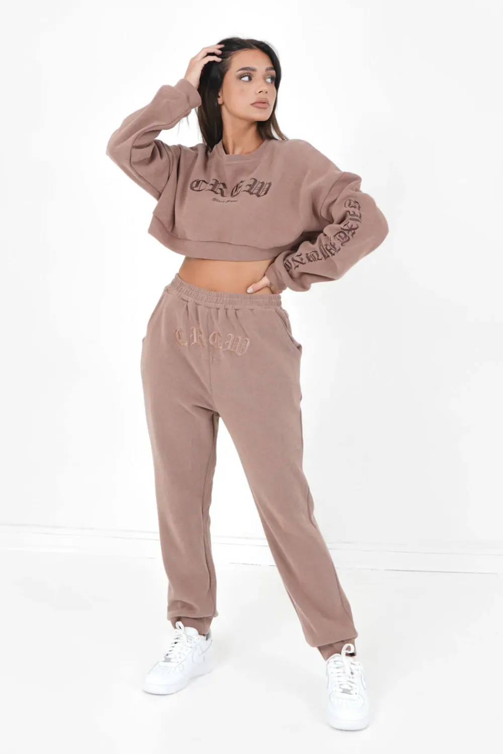 Femme Sixth June Sweats | Sweatshirt Court Crew Gothique Beige Fonce