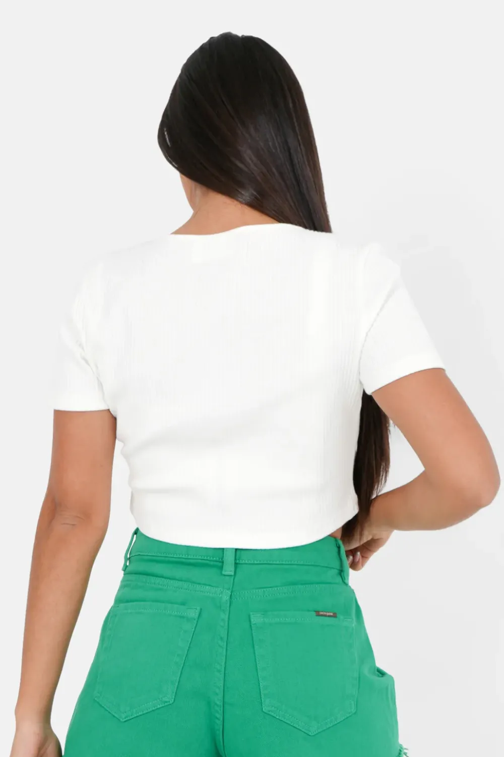 top_court_ouverture_bijou_devant_blanc_4.webp Femme Sixth June Hauts | Top Court Ouverture Bijou Devant Blanc