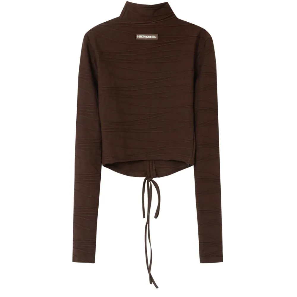 tshirt_court_texture_plisse_marron_fonce_6.webp Femme Sixth June Hauts | T-Shirt Court Texture Plisse Marron Fonce