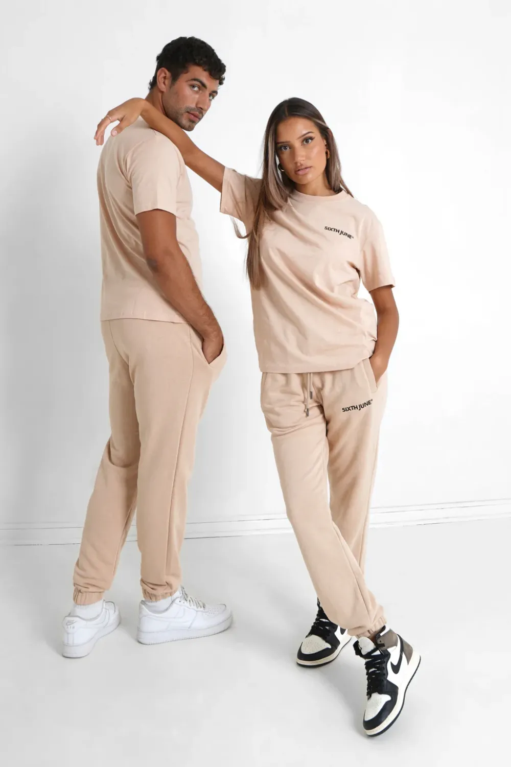 tshirt_soft_logo_brode_beige_6.webp Homme Sixth June Hauts | T-Shirt Soft Logo Brode Beige