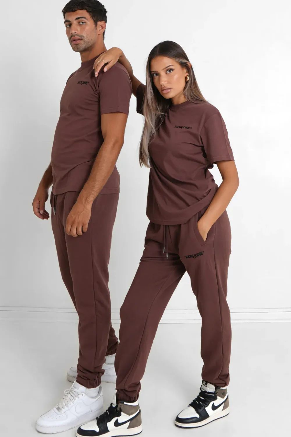 tshirt_soft_logo_brode_marron_6.webp Homme Sixth June Hauts | T-Shirt Soft Logo Brode Marron