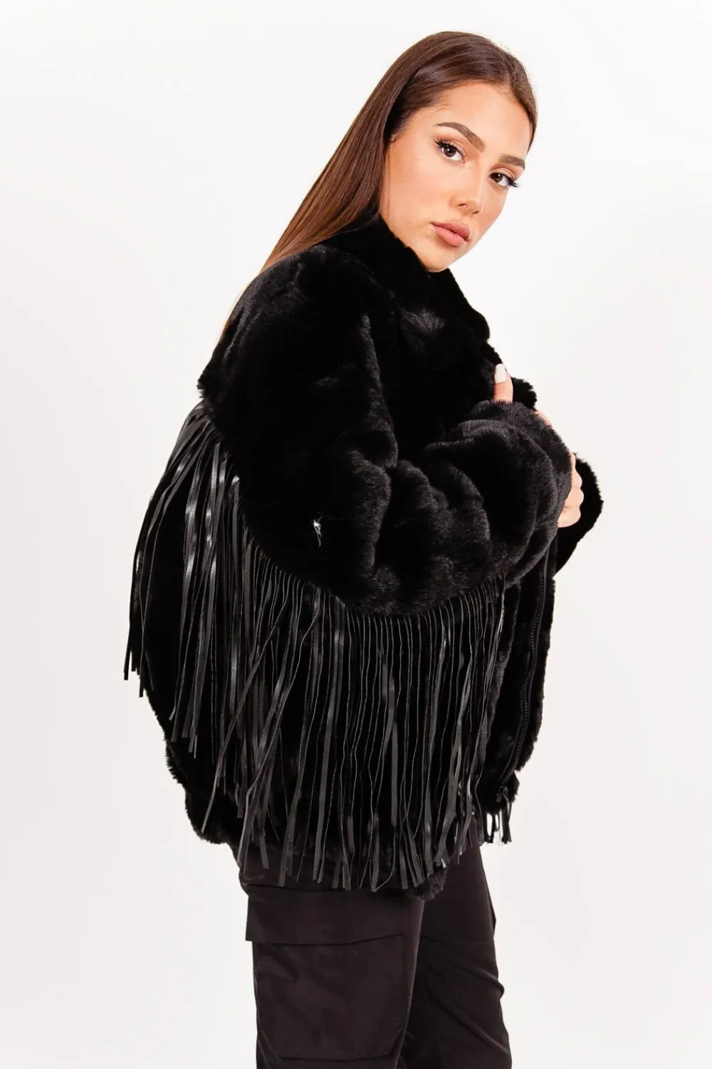 veste_fausse_fourrure_franges_noir_2.webp Femme Sixth June Manteaux | Veste Fausse Fourrure Franges Noir