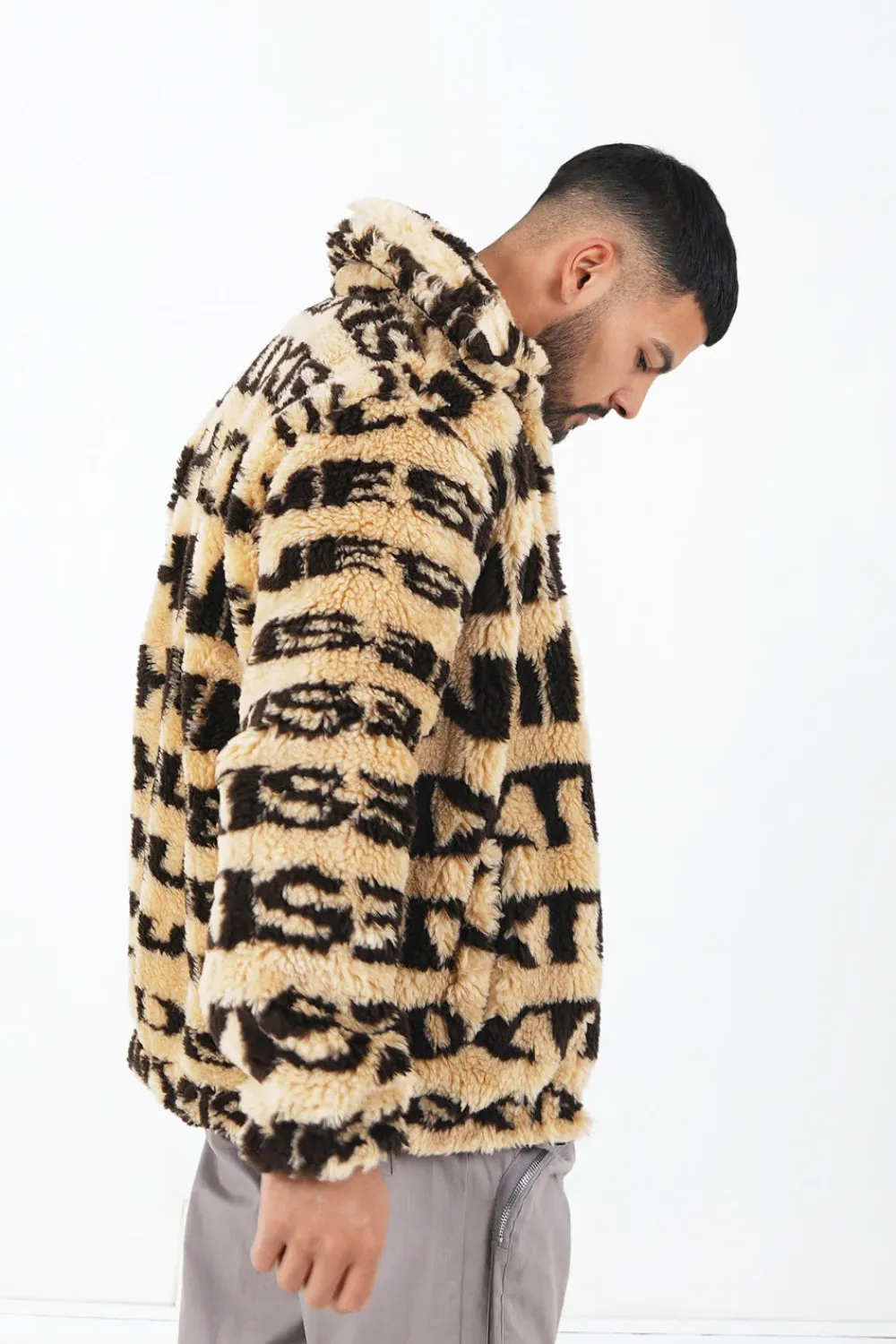 veste_fourrure_logo_beige_3.webp Homme Sixth June Manteaux | Veste Fourrure Logo Beige