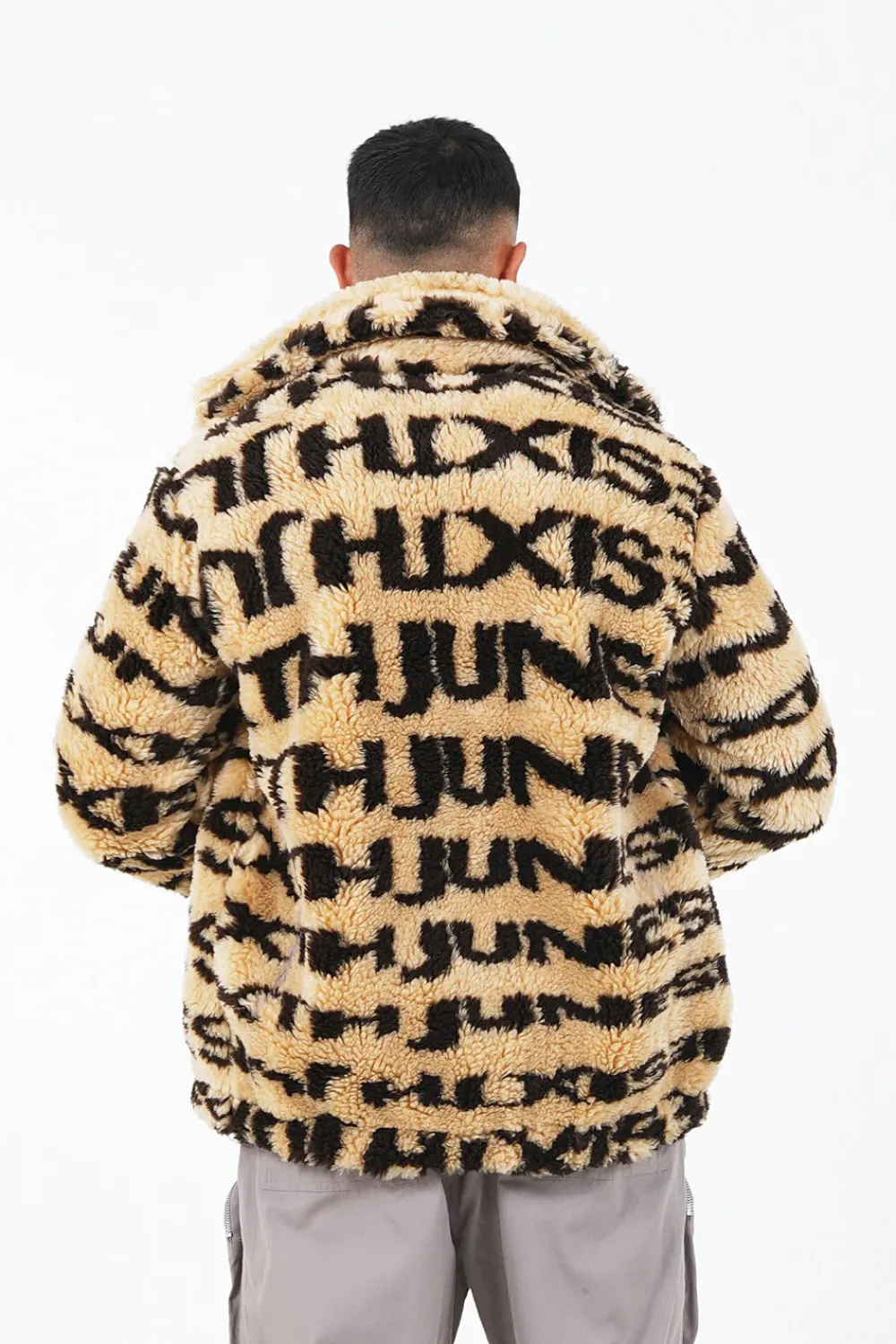 veste_fourrure_logo_beige_4.webp Homme Sixth June Manteaux | Veste Fourrure Logo Beige